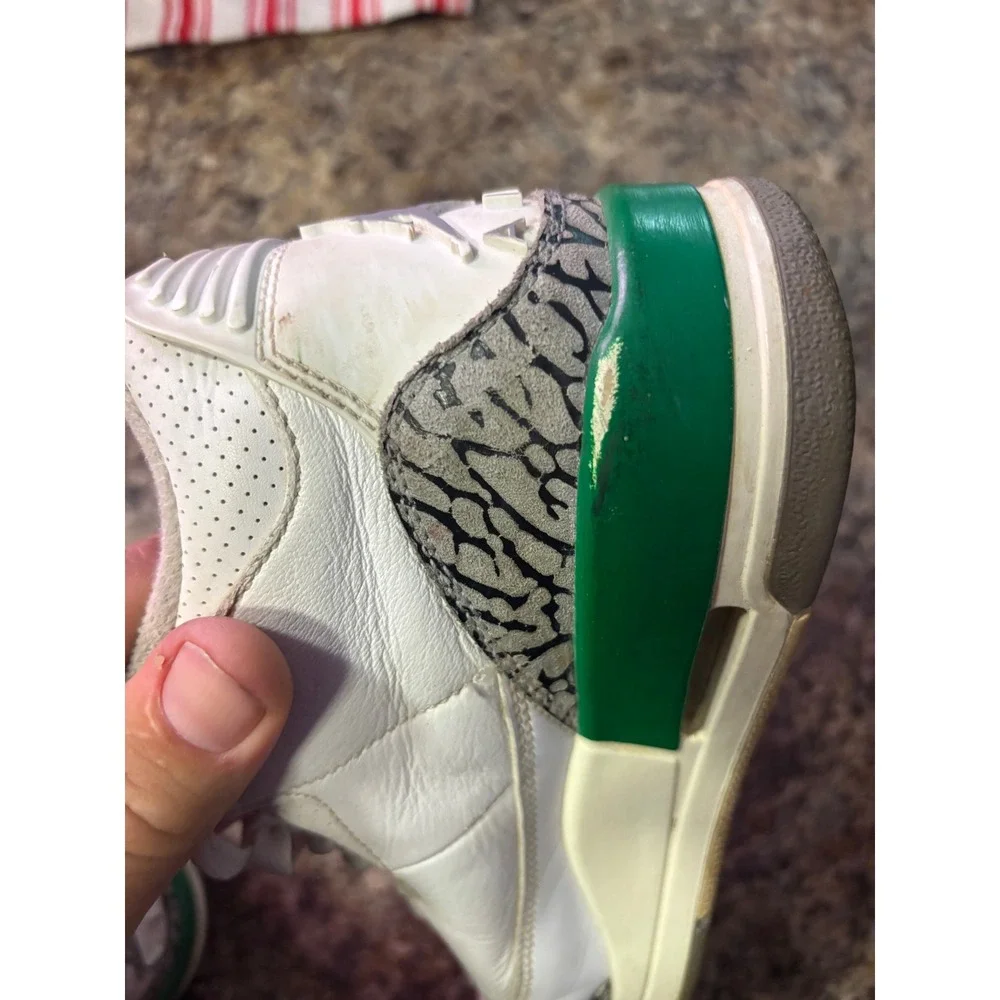 Air Jordan 3 Retro Lucky Green White Sneakers CK9246-136 Womens 7.5